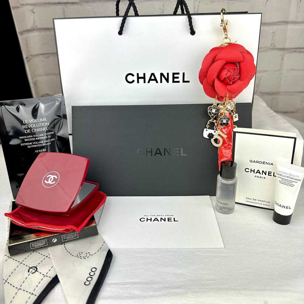 Chanel red double mirror gift set with extras ALL NEW